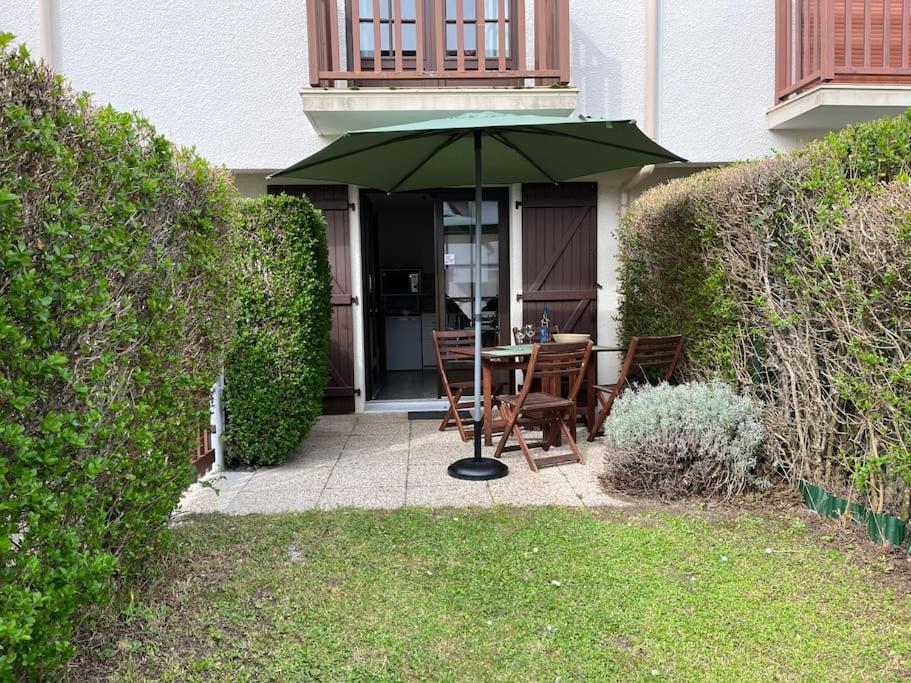 Le Refuge Marin Apartment Courseulles-sur-Mer Exterior photo